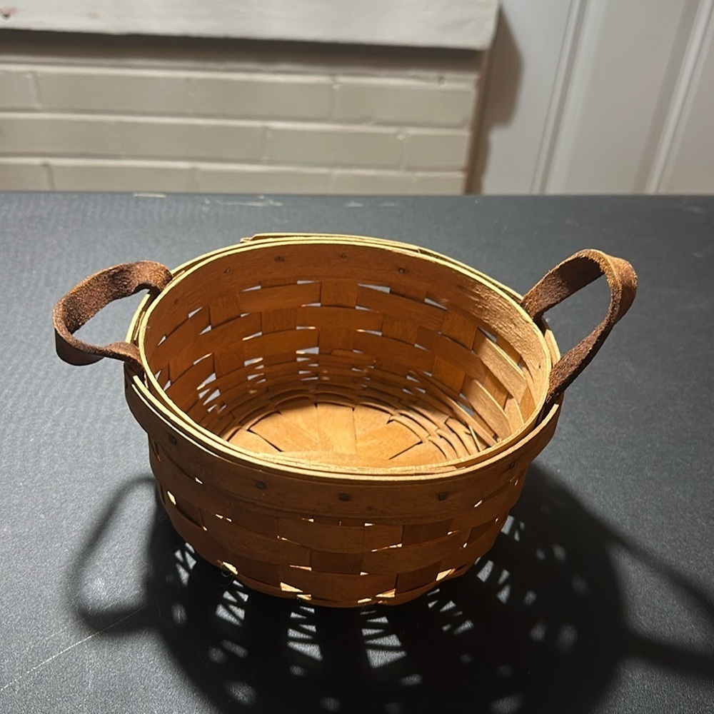 🌻 Longaberger 6” Woven Traditions Darning Basket w/ Leather Handles 🌻